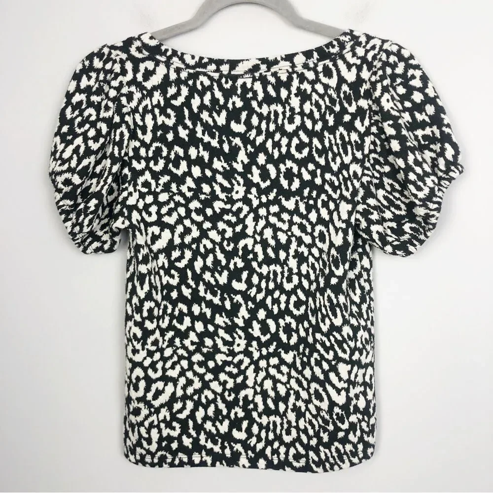 FREE PEOPLE | No Type Tee Black & White Animal Leopard Print Top Women’s Size S